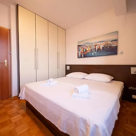 City&sea View 2br 4+2 Apartment Zadar