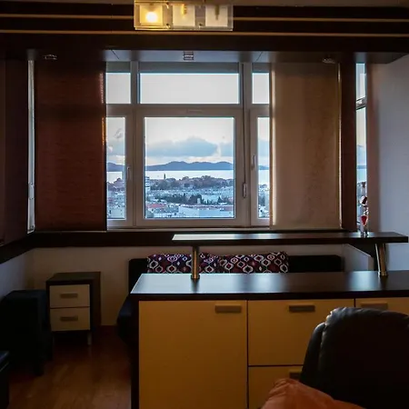 City&sea View 2br 4+2 *